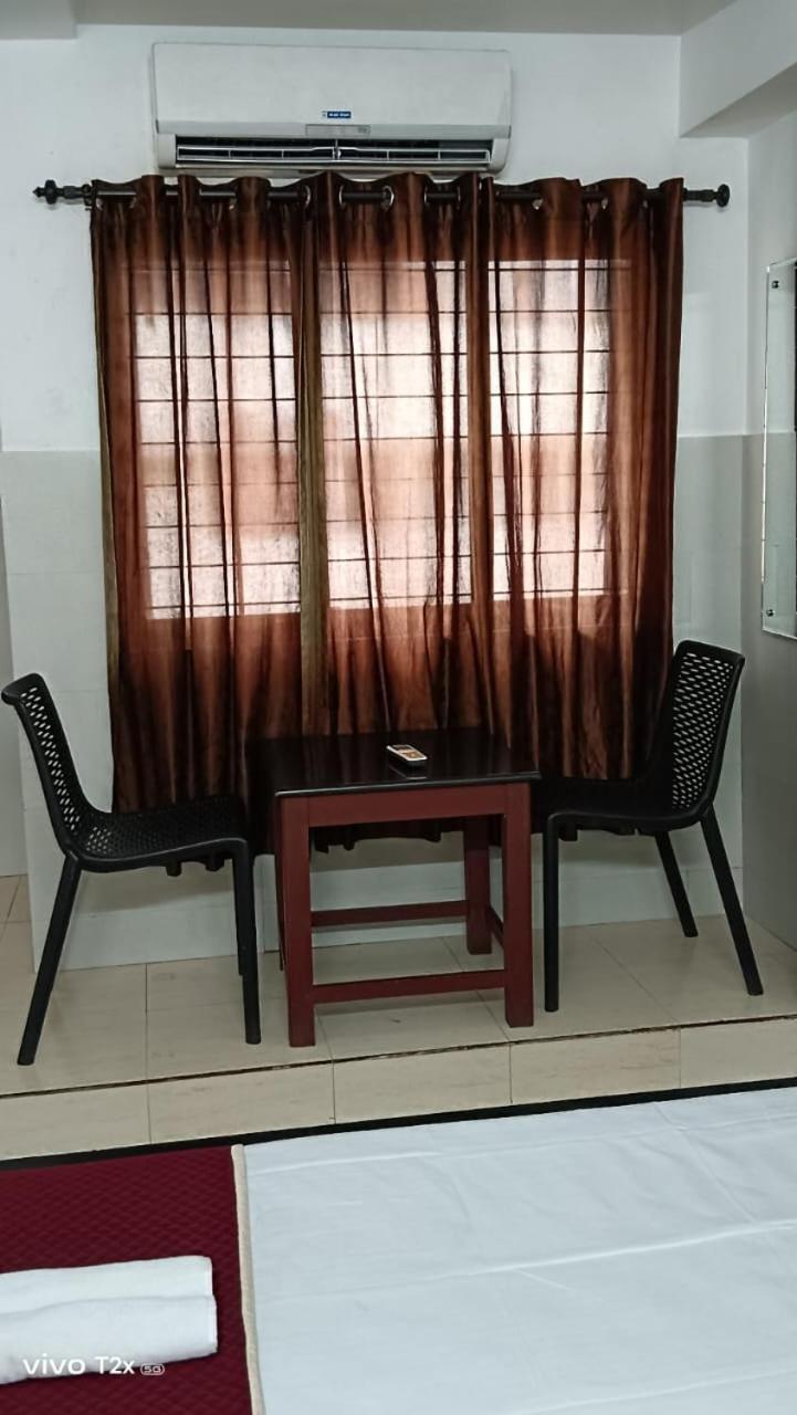 Hotel Midtown Residency Kozhikode Zewnętrze zdjęcie